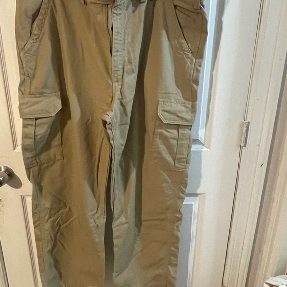 Carhartt Other - Carhartt Men's Tan FRC tan cargo pants